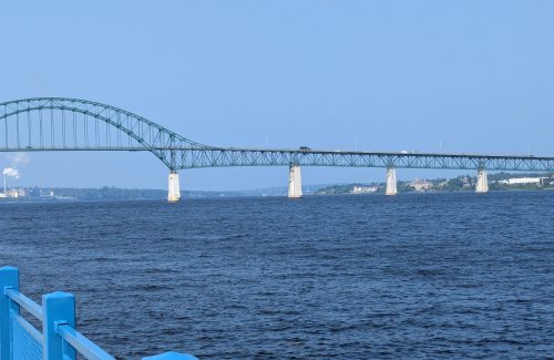 Picture of bridge connecting Newcastle and Chatham across the Miramichi.